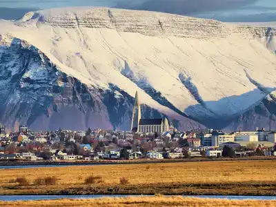 Reykjavik at the foot of the mountain