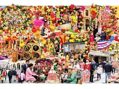 Festive scene of seasonal events in Rome.