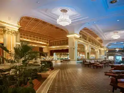 Elaborate dining room of the Havana Club